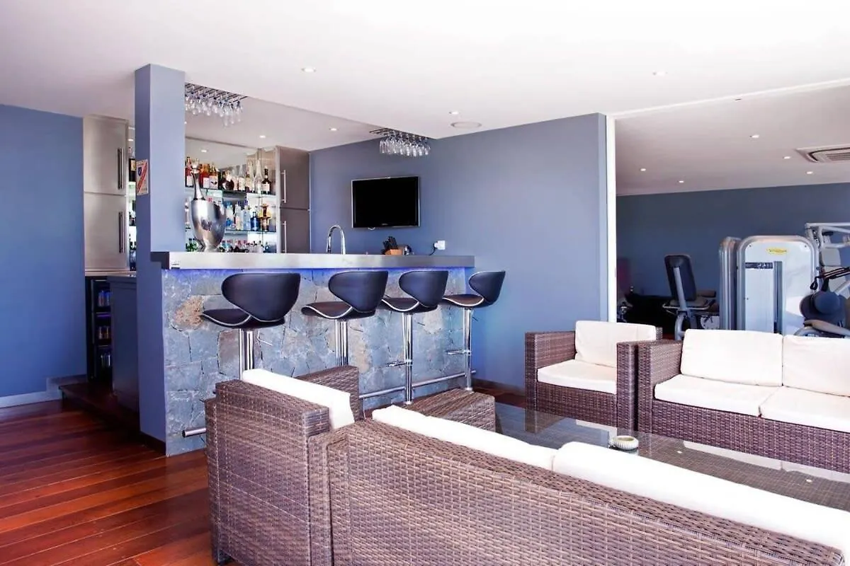 4BR - Futuristic Villa Gustavia